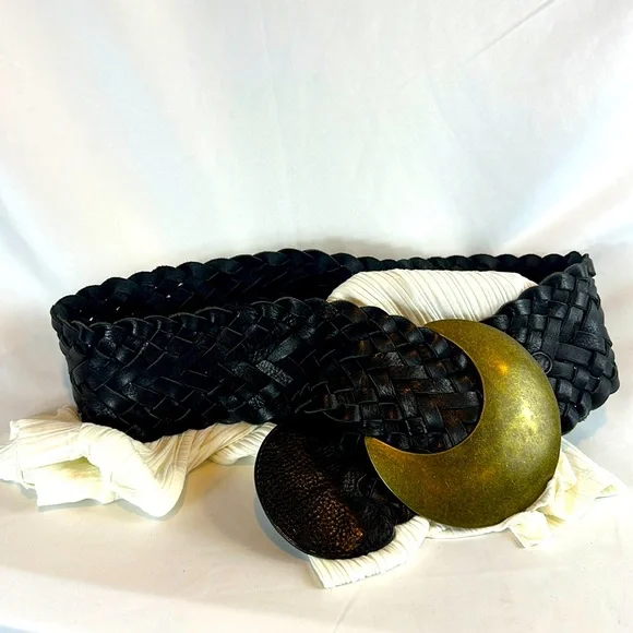Cole Haan Size Medium Black braided wide belt with brass Crescent buckle. - Picture 1 of 8